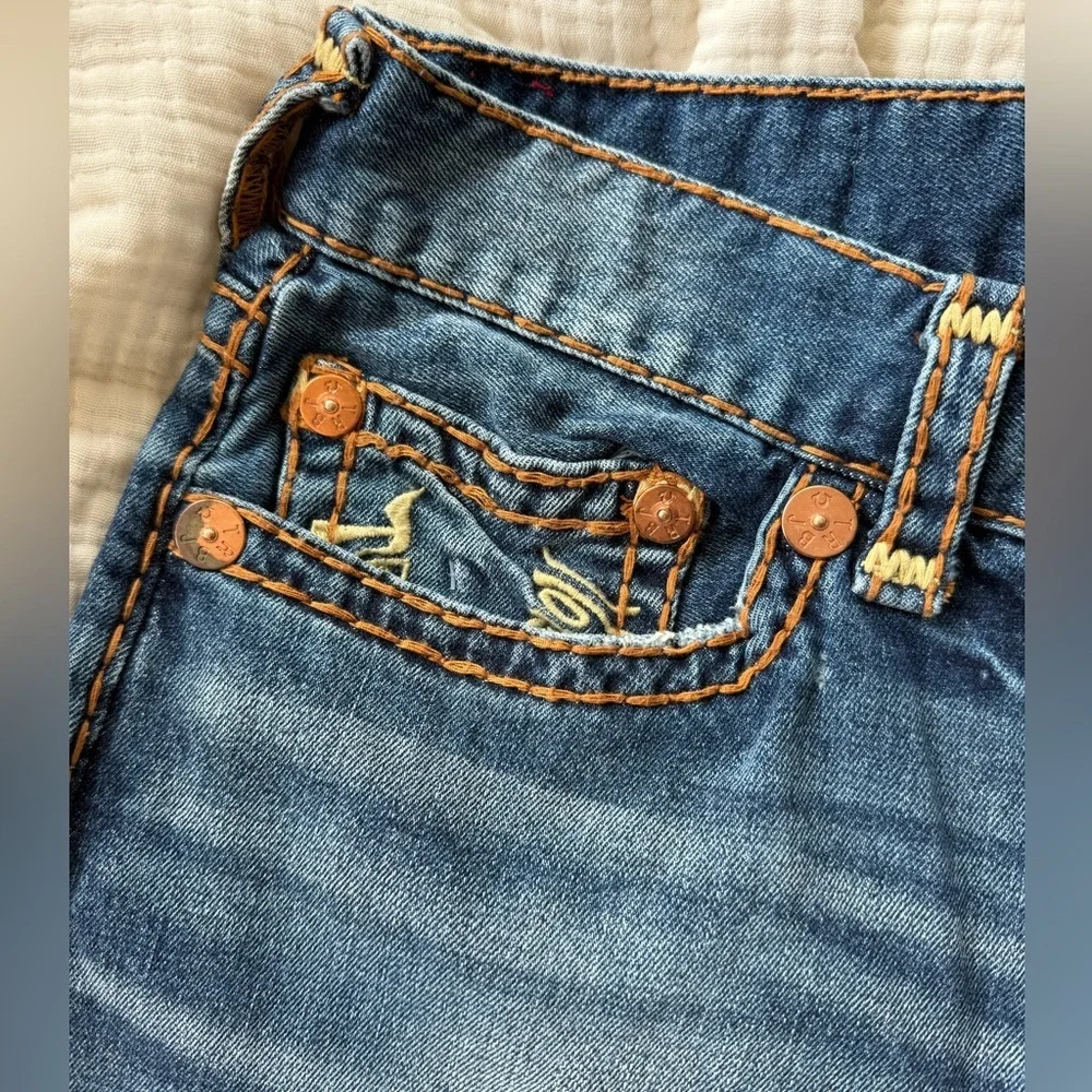 True Religion UO Exclusive Bobby Relaxed Fit Jean
